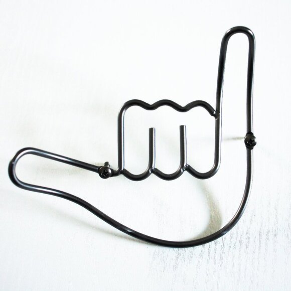 Host Pick Wire Hand Gesture Wall Décor Hanger Structube - Picture 1 of 5